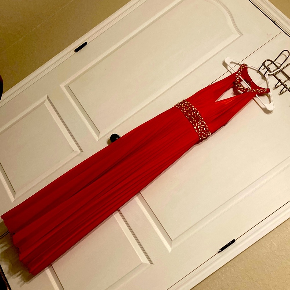 Red prom dress